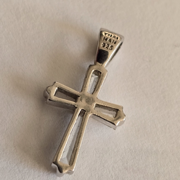 Sparkly cross pendant clear gems Sterling Silver 925 religious christian - Picture 5 of 11